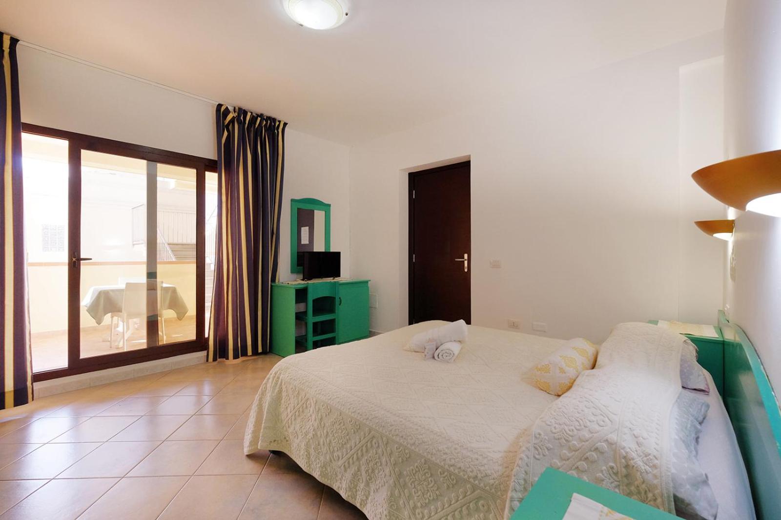 Hotel Su Nuraghe SantʼAnna Arresi Exterior foto